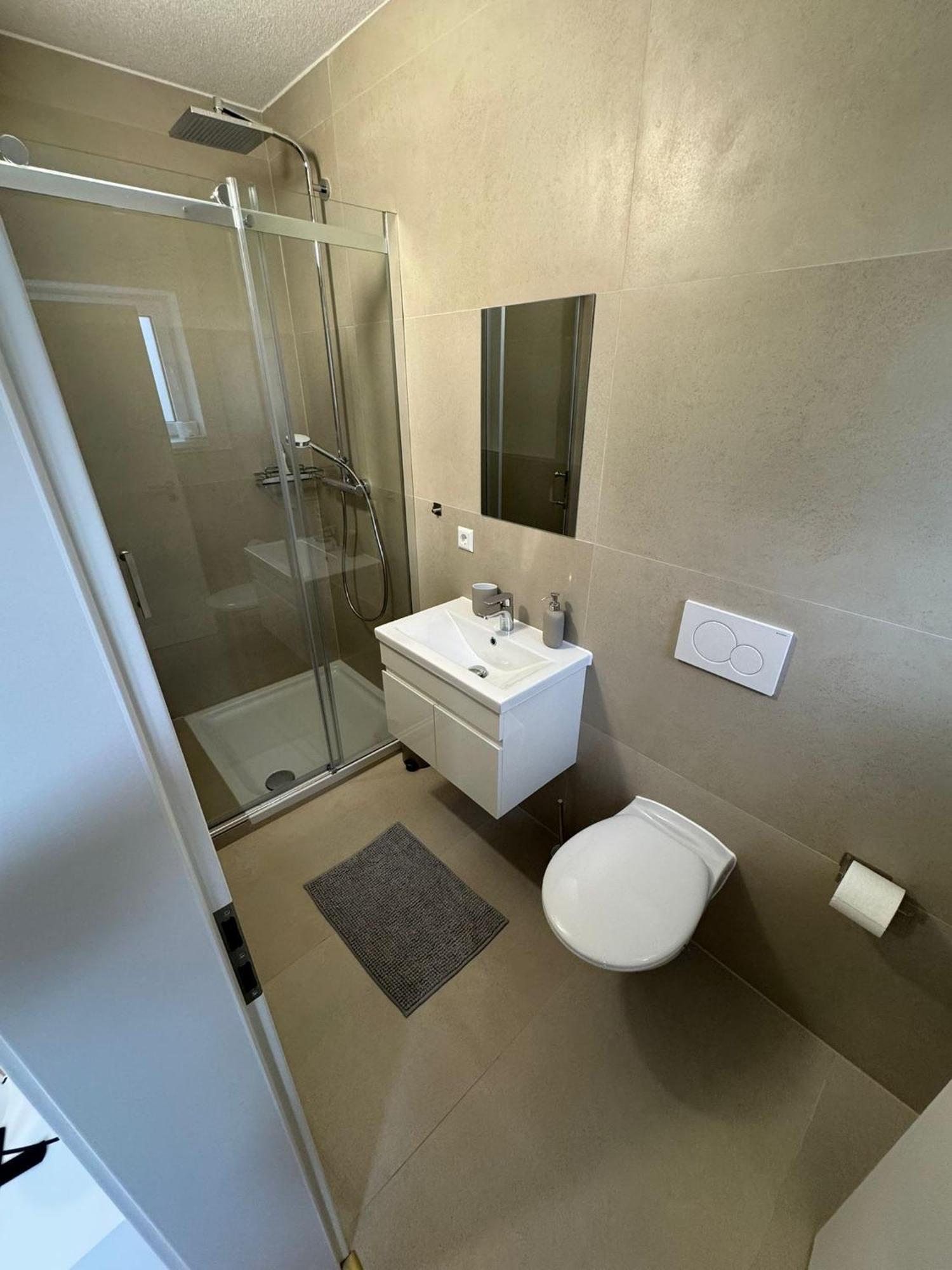 City One Apartment Friedrichshafen Bagian luar foto